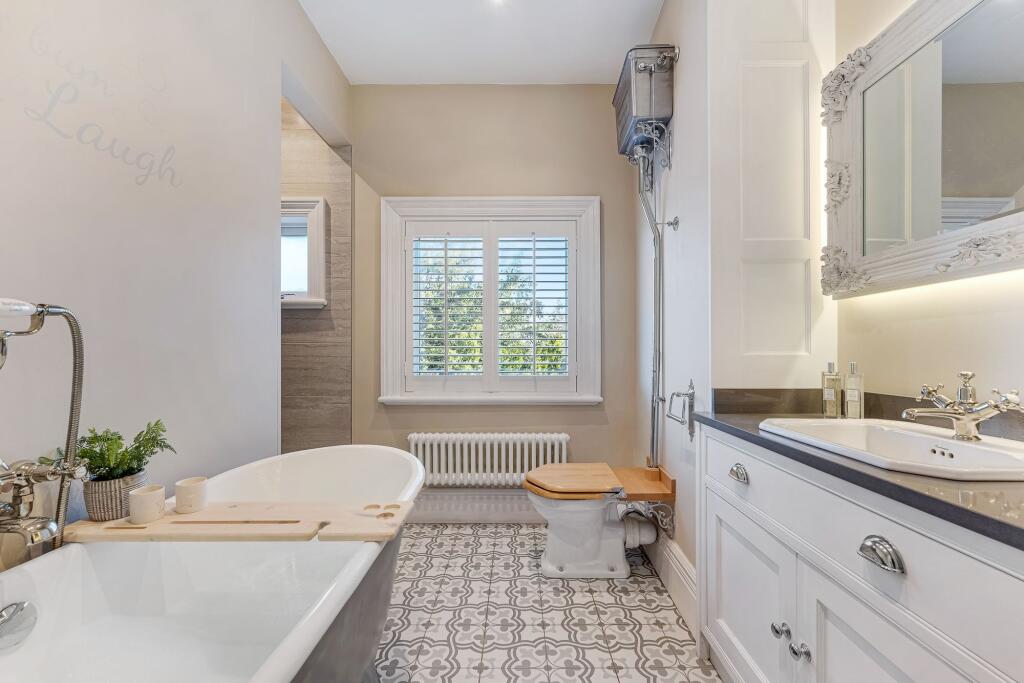Additional property image - Beautifully Presented And Spacious Edwardian Home Near Hartford