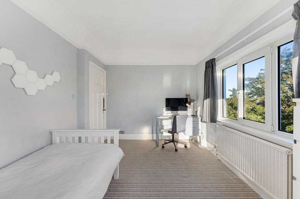 Additional property image - Beautifully Presented And Spacious Edwardian Home Near Hartford