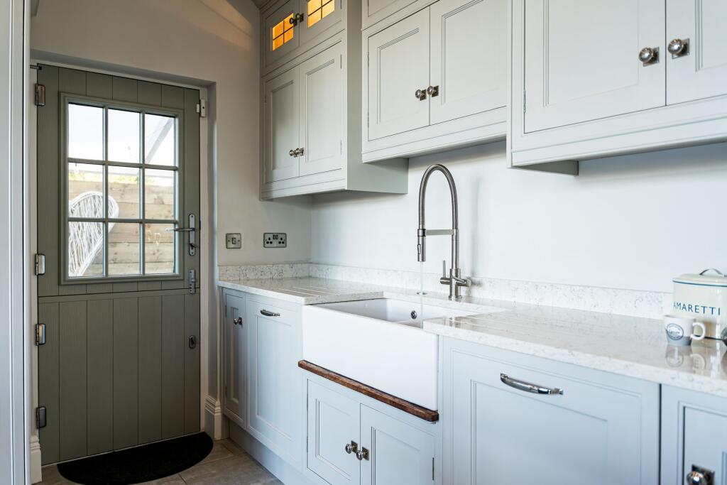 Additional property image - Beautifully Presented And Spacious Edwardian Home Near Hartford