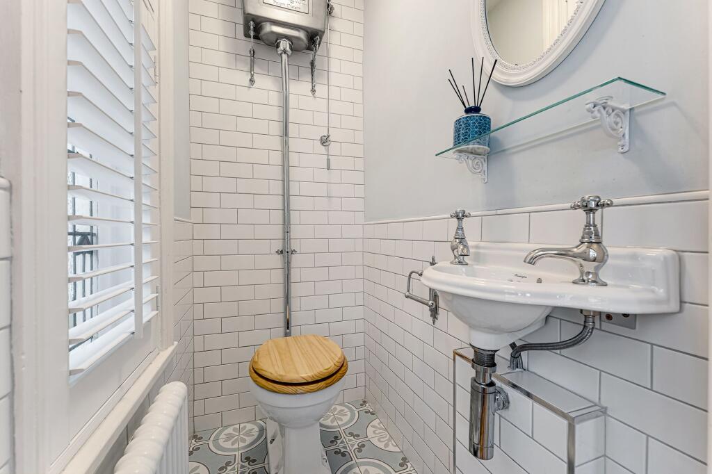 Additional property image - Beautifully Presented And Spacious Edwardian Home Near Hartford