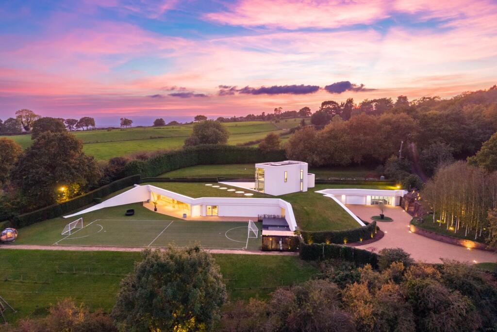 Main image of property: From Hollywood Hills to Helsby Hill...