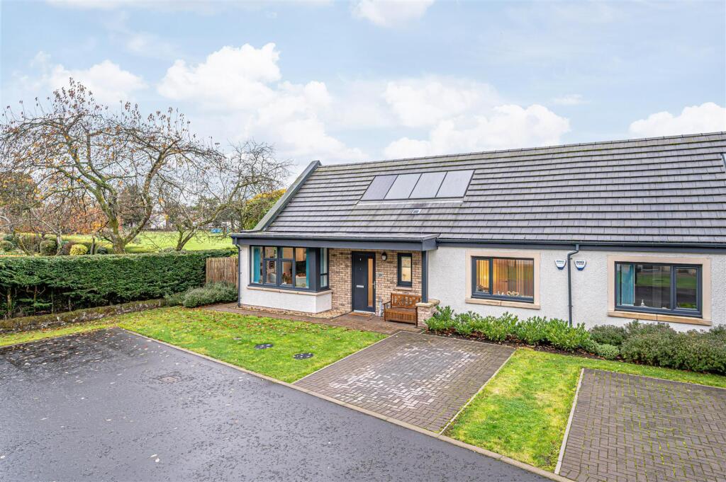 Main image of property: Sir Alan Smith Gardens, Kinross