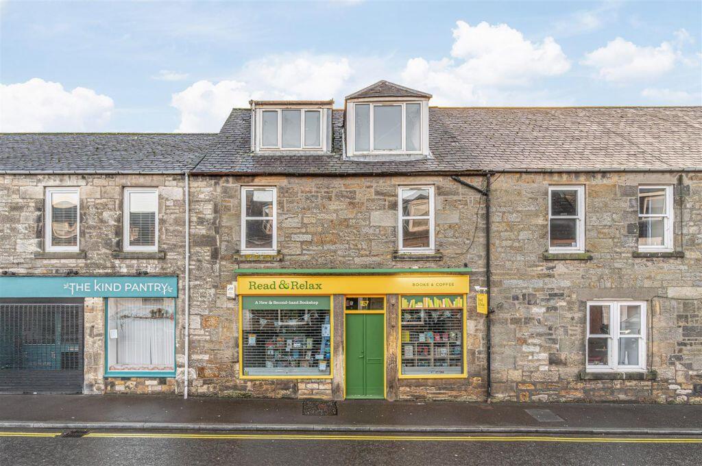 Main image of property: 17 Old Causeway, Kinross, KY13 8DT