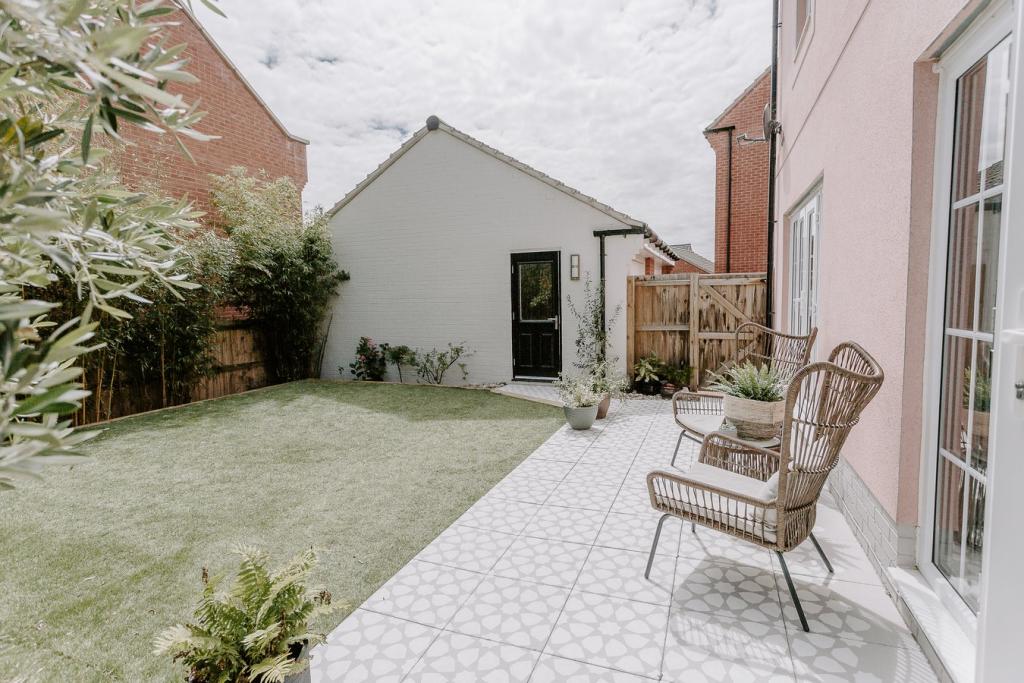 4 bedroom detached house for sale in The Sandlings, Martlesham