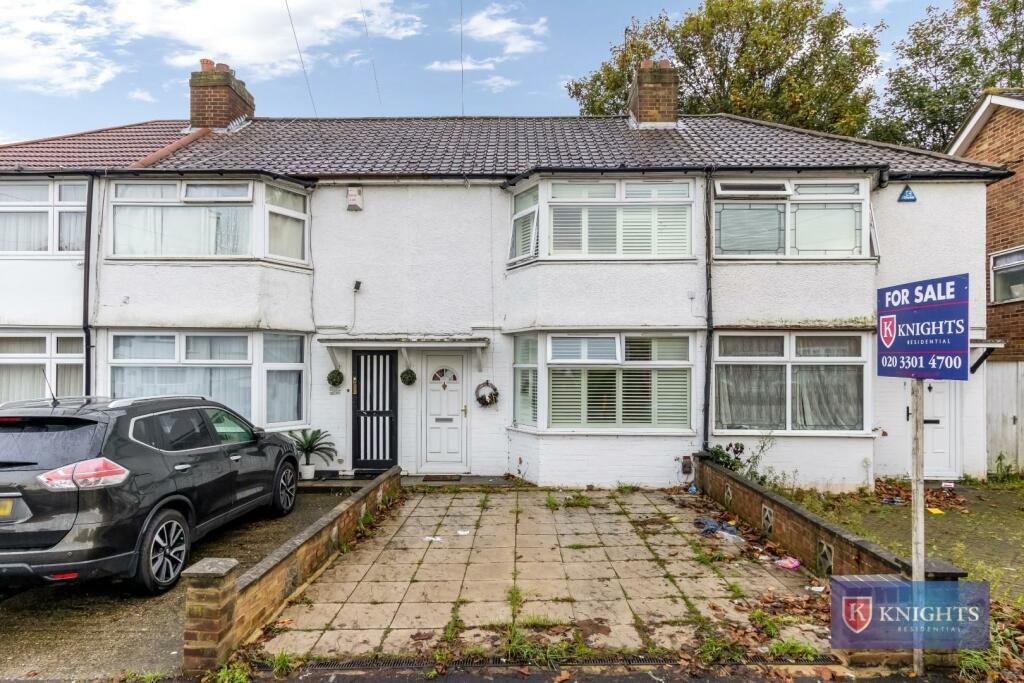 2 bedroom house for sale in Galliard Road, London, N9