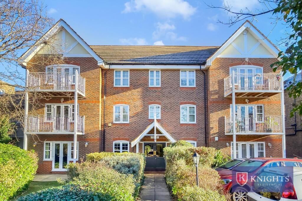 Main image of property: The Ridgeway, Enfield, EN2