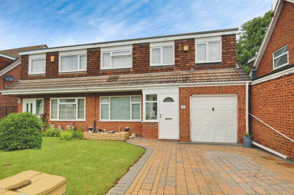 5 bedroom semi-detached house for sale in Chesham Drive, Bramcote, NG9