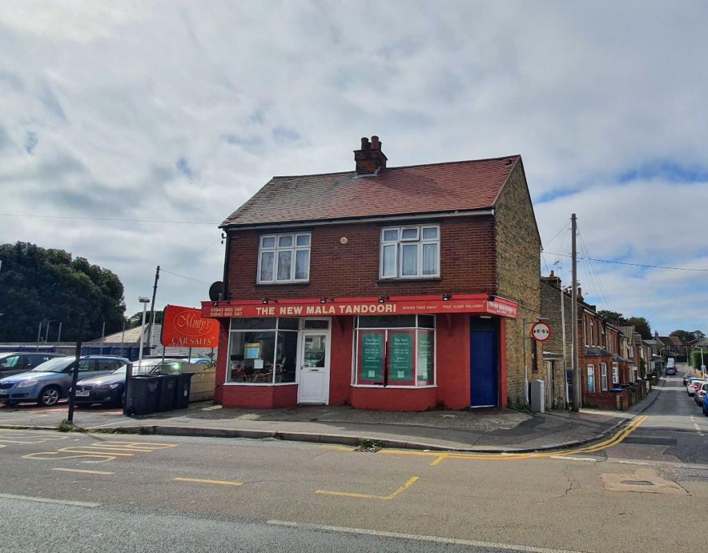 2 bedroom detached house for sale in Albion Road, Broadstairs, CT10