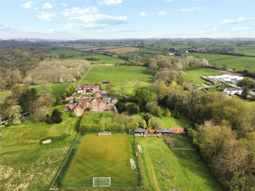 Equestrian facility for sale in Lodge Lane, Dutton, Warrington