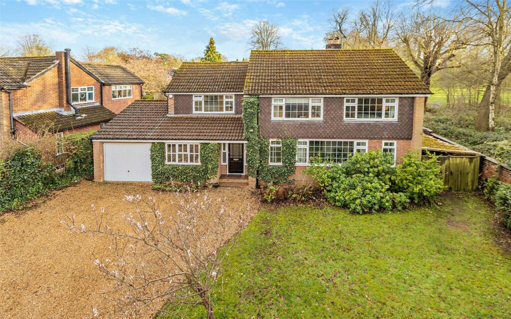 5 bedroom detached house for sale in Maltmans Road, Lymm, Cheshire, WA13