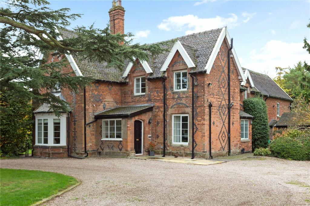 Additional property image - Middlewich Road, Minshull Vernon, CW1