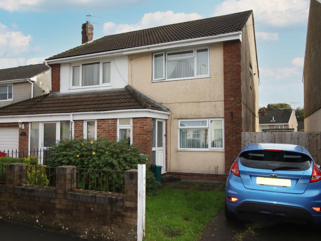2 bedroom semidetached house for sale in Milton Close, Beddau, CF38