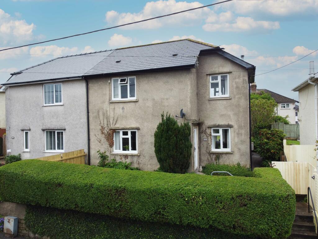 3 bedroom semidetached house for sale in Cardiff Road, Llantrisant