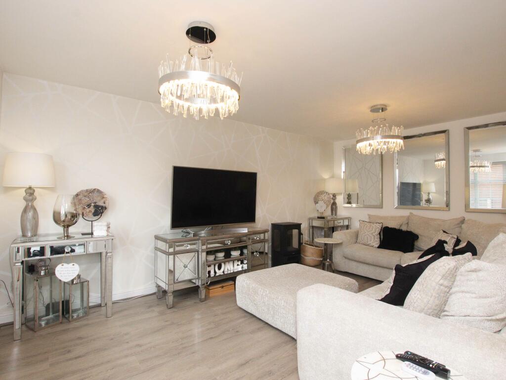 Additional property image - Highfields, Tonyrefail, CF39 8GA
