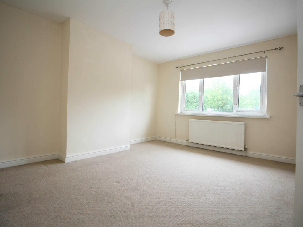 Additional property image - Brynamlwg, Pontyclun, CF72 9AU