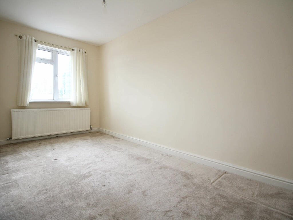 Additional property image - Brynamlwg, Pontyclun, CF72 9AU