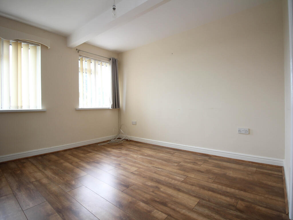 Additional property image - Brynamlwg, Pontyclun, CF72 9AU