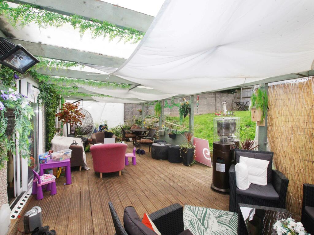 Additional property image - Brynamlwg, Pontyclun, CF72 9AU