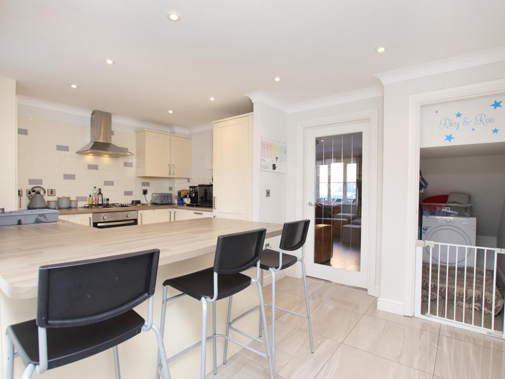 Additional property image - Coed Mieri, Tyla Garw, Pontyclun CF72 9UW