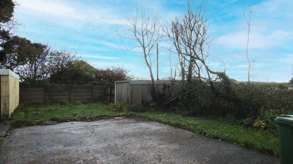 Additional property image - Cynan Close, Beddau, CF38 2TL