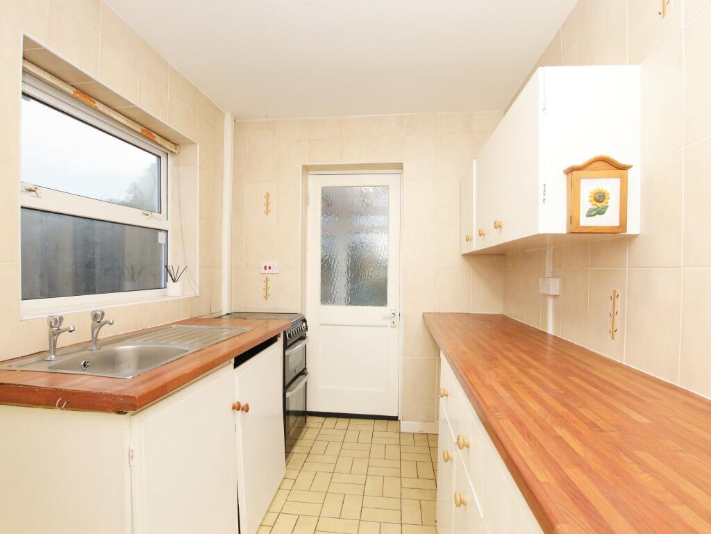 Additional property image - Francis Street, Thomastown, CF39 8DS