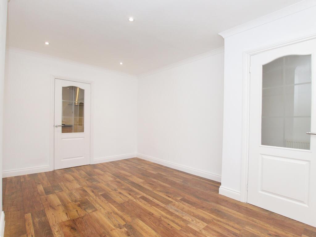 Additional property image - Cwrt Y Goedwig, Llantwit Fadre, CF38 2RG