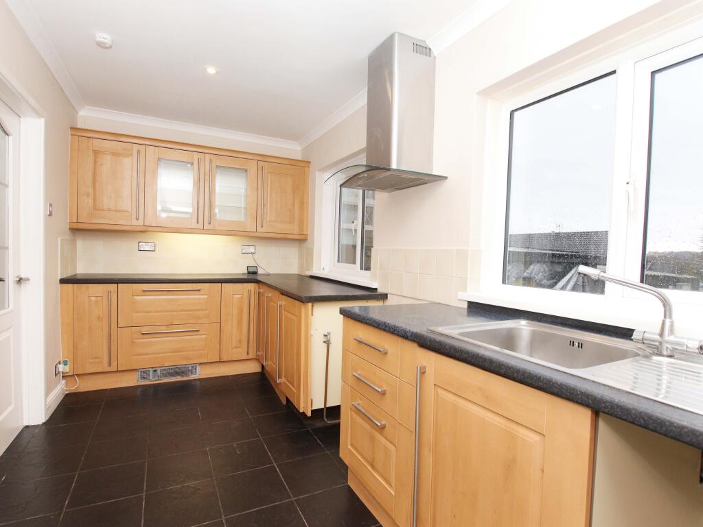 Additional property image - Cwrt Y Goedwig, Llantwit Fadre, CF38 2RG
