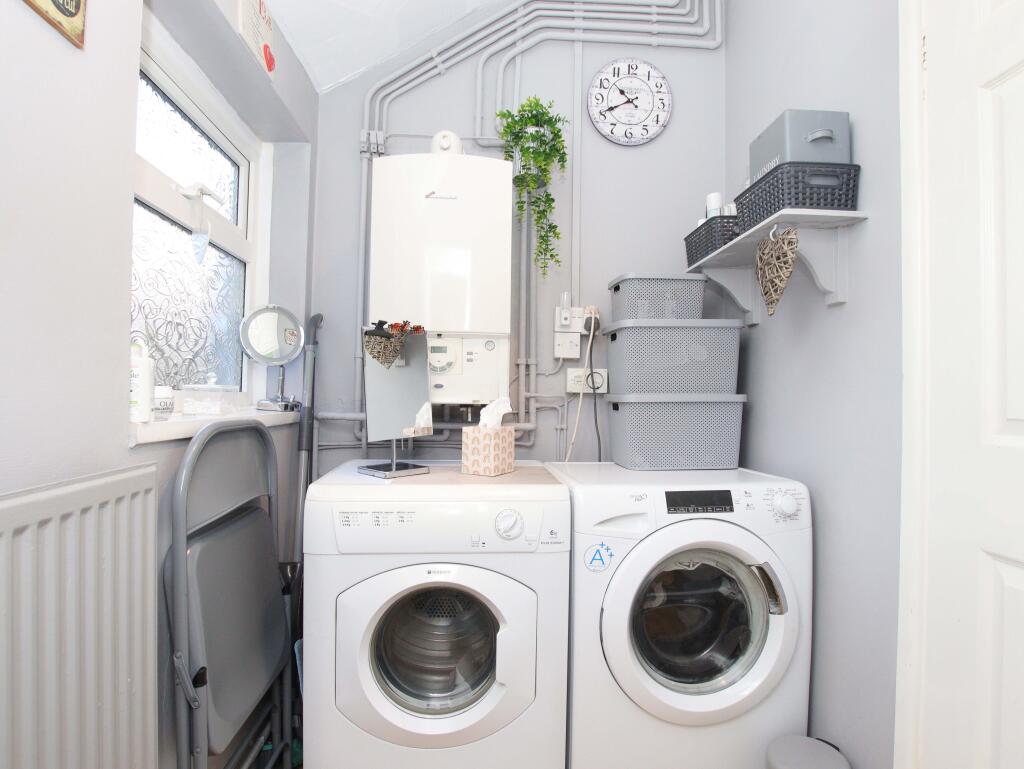 Additional property image - Brithweunydd Road, Tonypandy CF40 2UD
