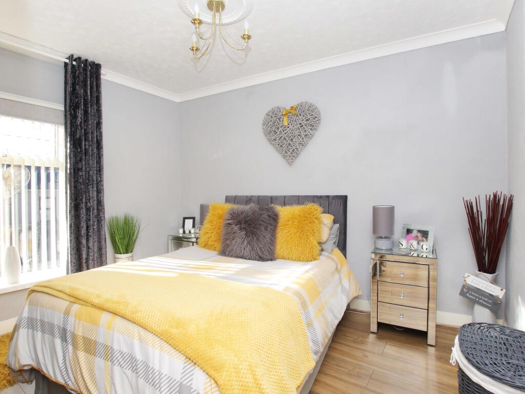Additional property image - Brithweunydd Road, Tonypandy CF40 2UD