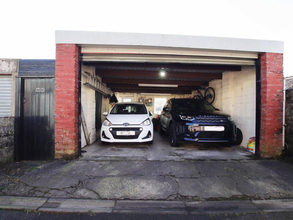 Additional property image - Brithweunydd Road, Tonypandy CF40 2UD