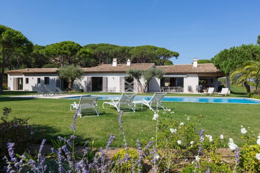 Main image of property: Provence-Alps-Cote d`Azur, Var, Ramatuelle