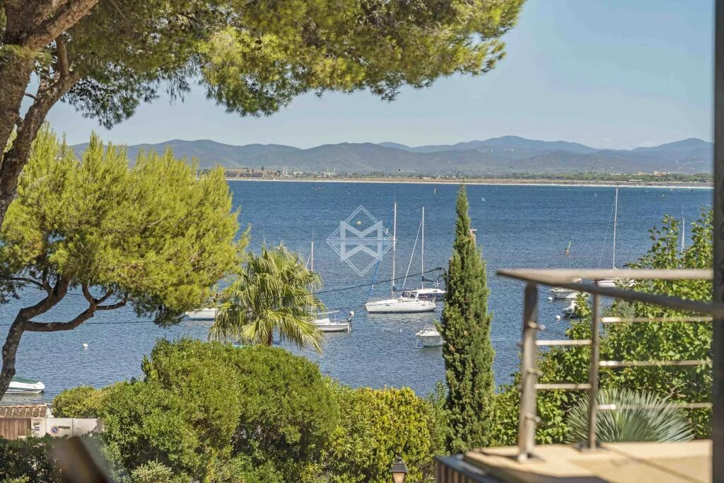 Main image of property: Provence-Alps-Cote d`Azur, Var, Hyères