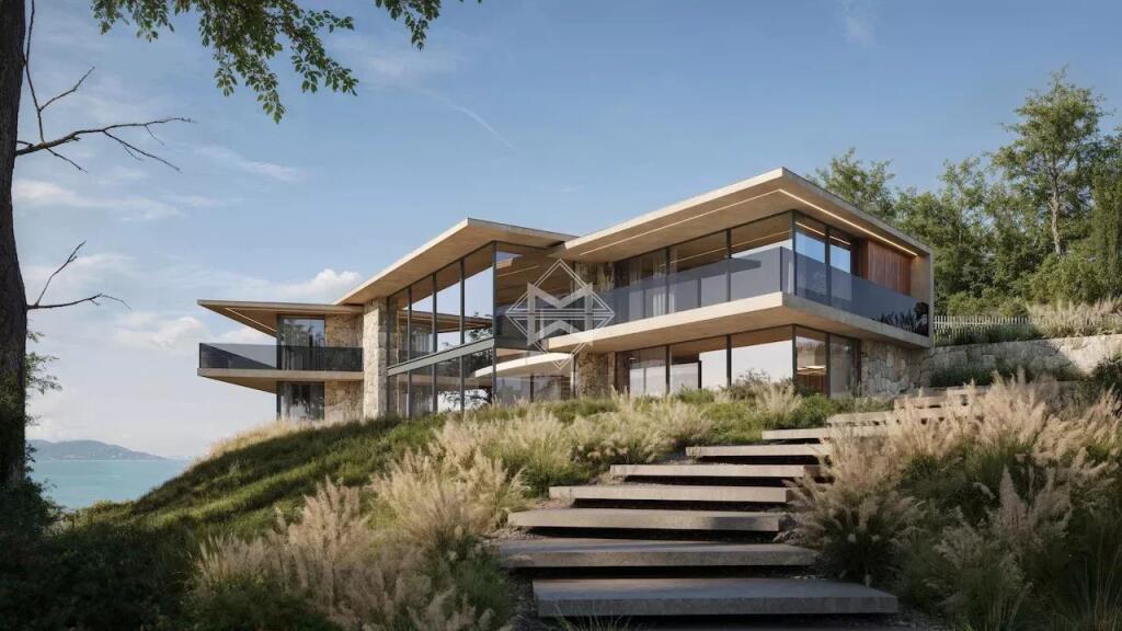 Main image of property: Provence-Alps-Cote d`Azur, Alpes-Maritimes, Théoule-sur-Mer