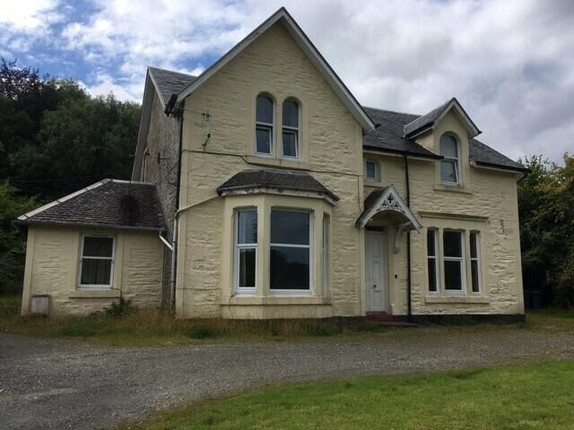 Main image of property: ANNEXE FLAT, DARGARVEL, SHORE ROAD, SANDBANK, PA23 8QD
