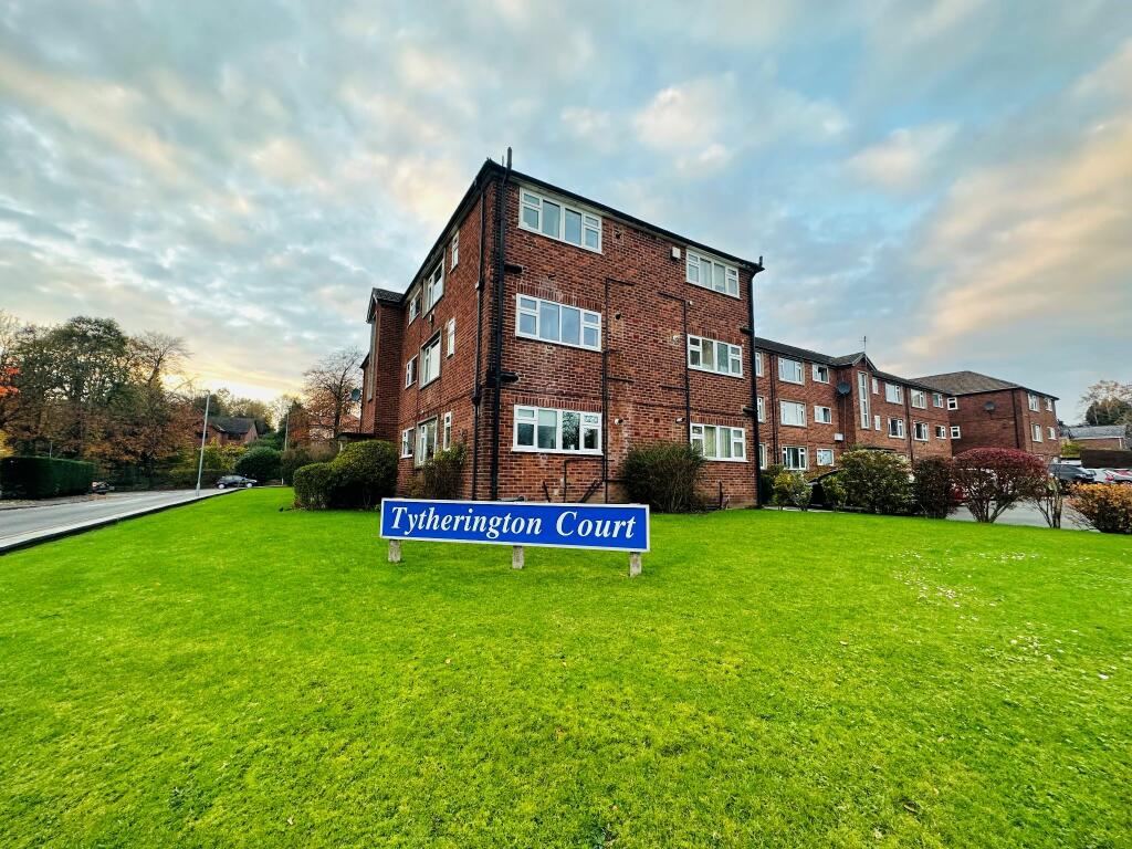1 bedroom apartment for sale in Tytherington Court, Macclesfield, SK10