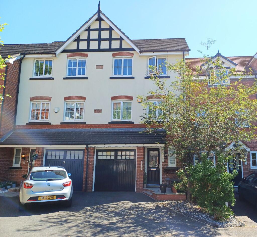 Main image of property: Finsbury Way, Handforth, SK9