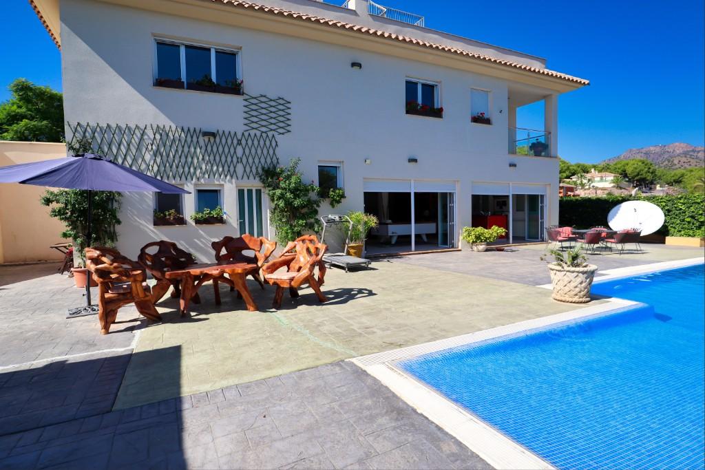 4 bedroom villa for sale in Totana, Murcia, Spain