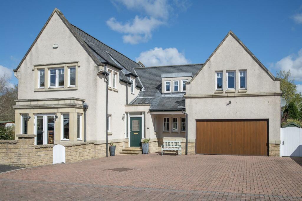 5 bedroom detached house for sale in 1 Michael Bruce Court, Forestmill