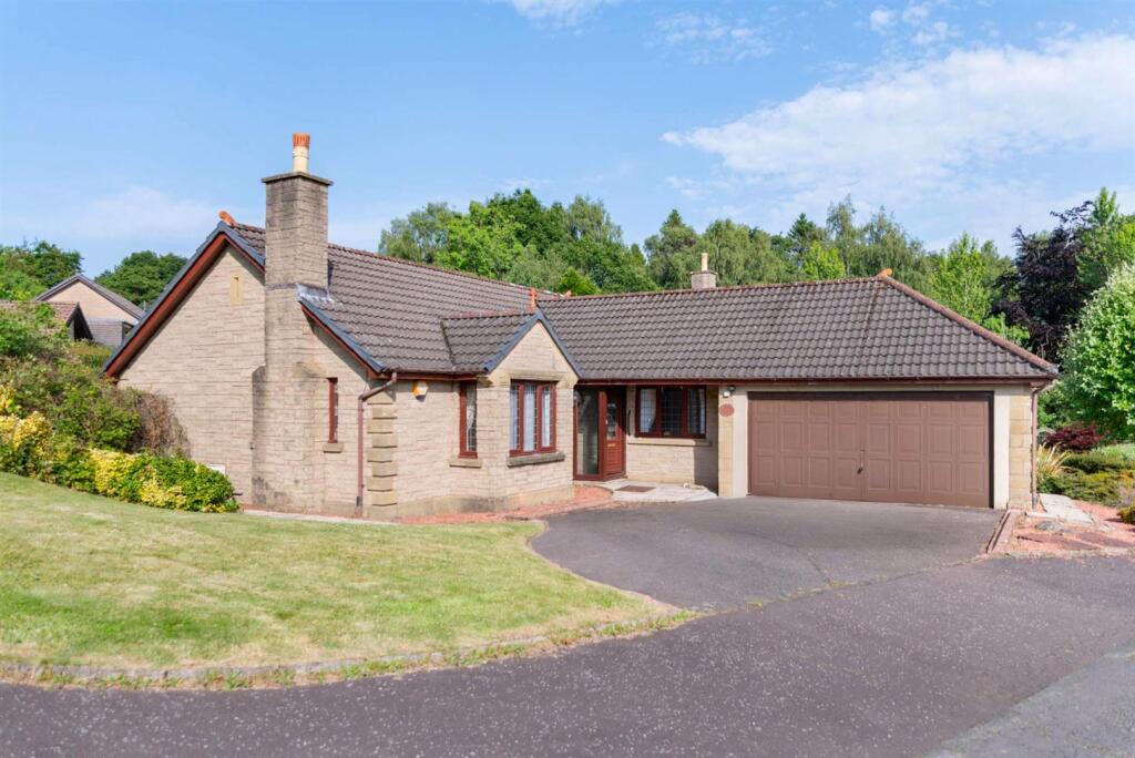 Main image of property: 13 Bryanston Drive, Dollar FK14 7EF