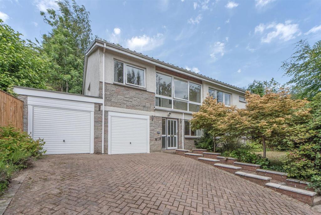 Main image of property: 54 Back Road, Dollar FK14 7EA
