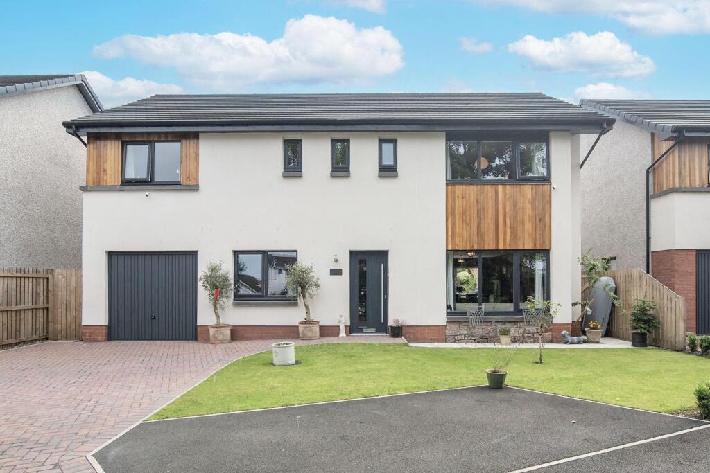 Main image of property: 14 Ochil Road, Alva FK12 5JT