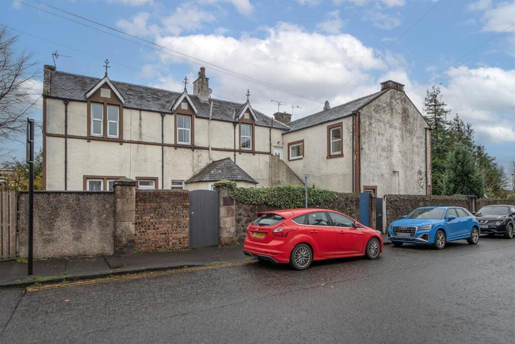 Main image of property: 151c Brook Street, Alva FK12 5AW