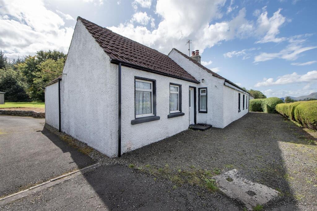 Main image of property: 2 Rosehead Cottage, Sheardale FK14 7NG