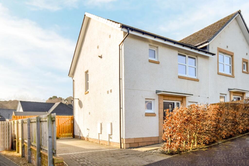 3 bedroom semidetached house for sale in Castlehill Crescent