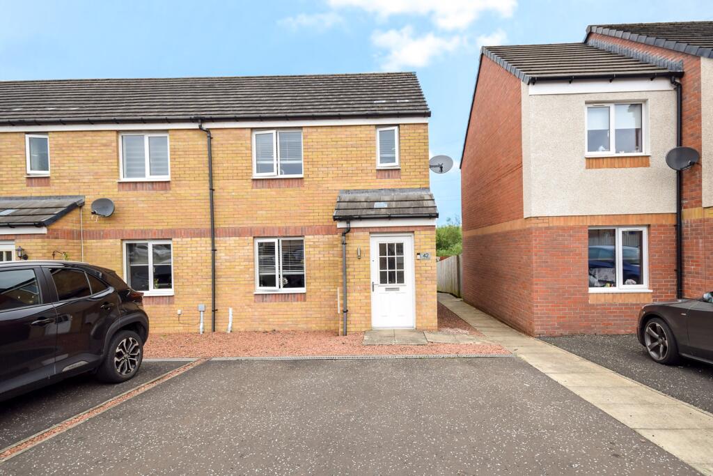 3 bedroom end of terrace house for sale in Collie Wynd, Cambuslang, G72