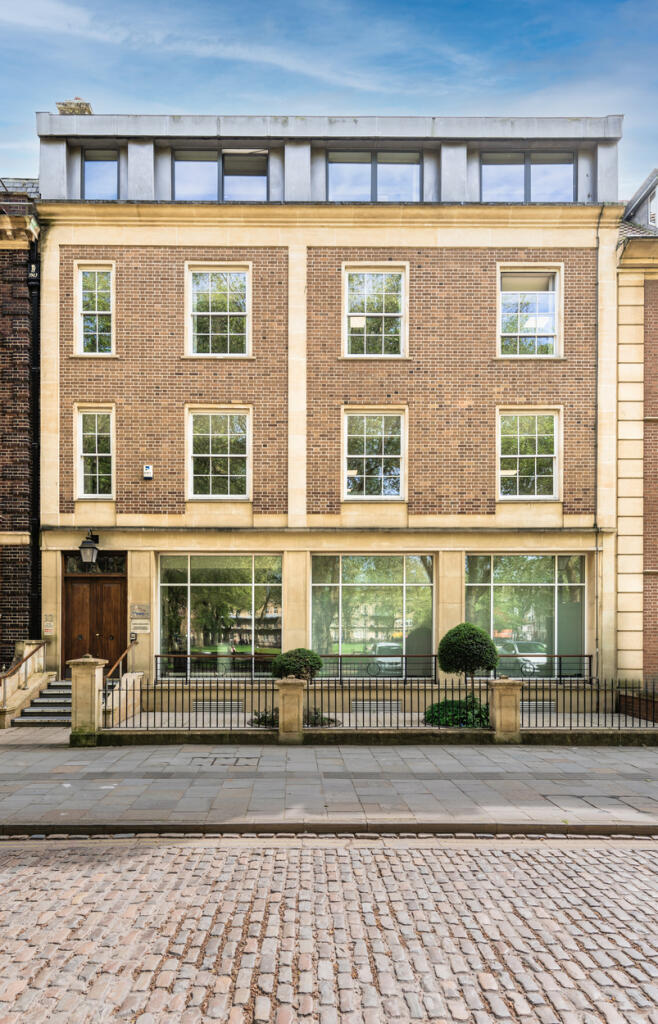 Main image of property: 31-32 Queen Square  Queen Square  Bristol Avon BS1 4ND  United Kingdom