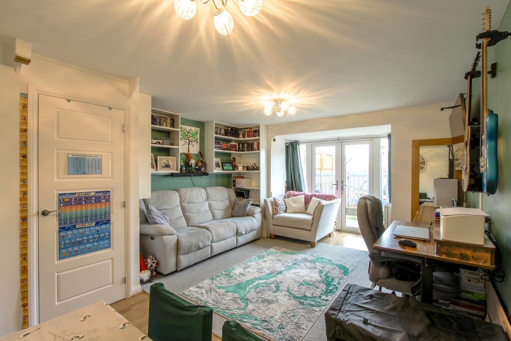 Additional property image - 68 Shackleton Road, Yeovil