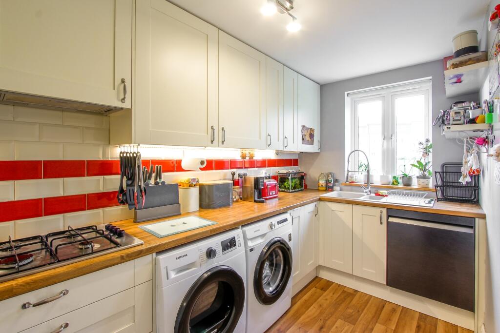 Additional property image - 68 Shackleton Road, Yeovil