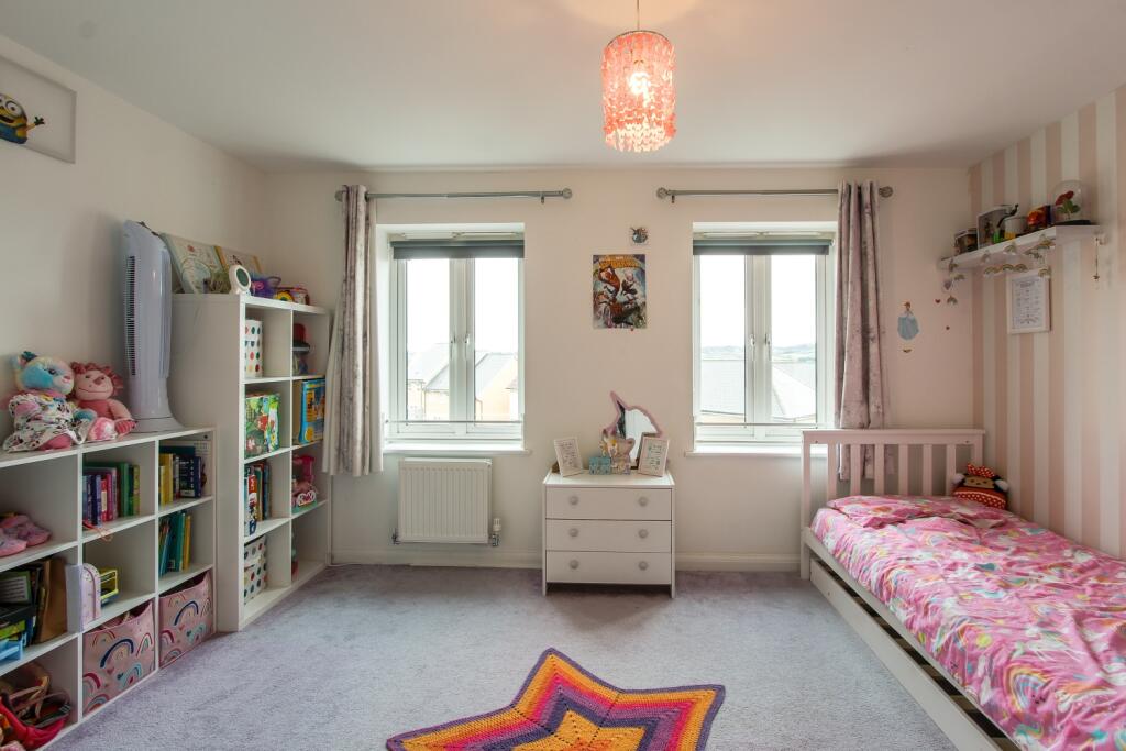Additional property image - 68 Shackleton Road, Yeovil