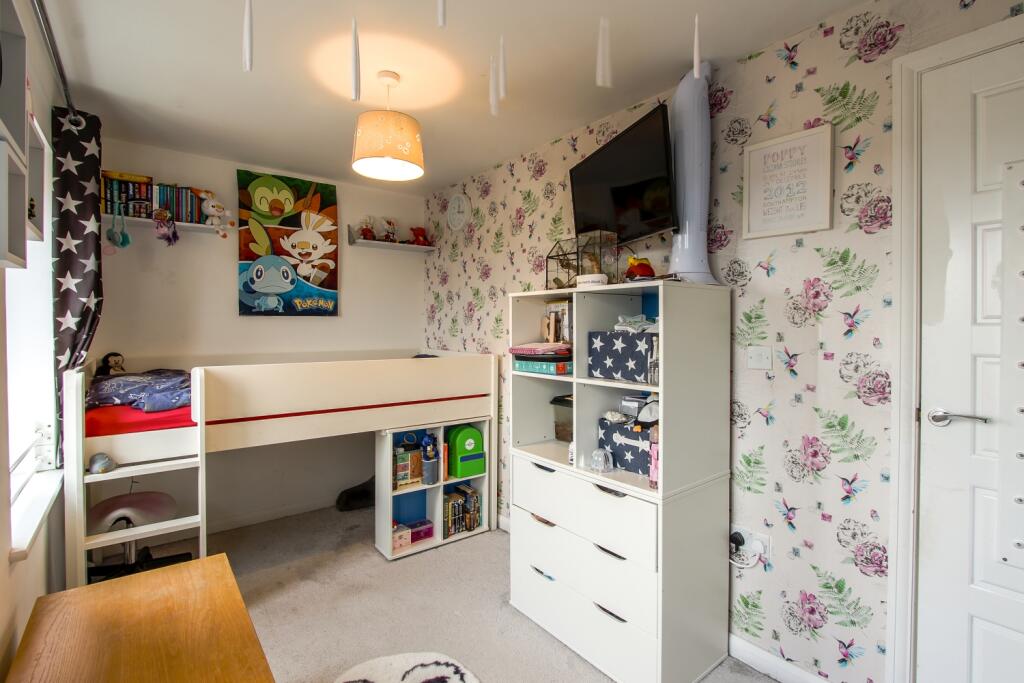 Additional property image - 68 Shackleton Road, Yeovil